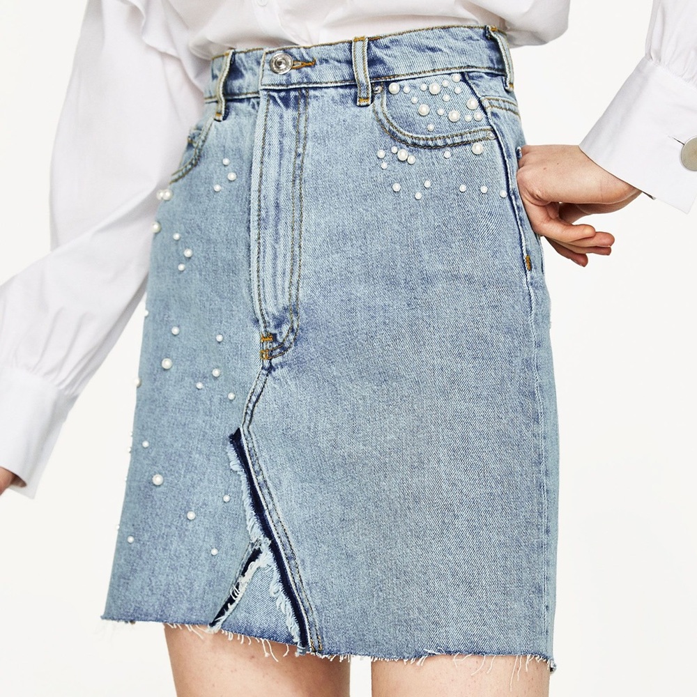 Pearl embellished denim Zara miniskirt sz L
